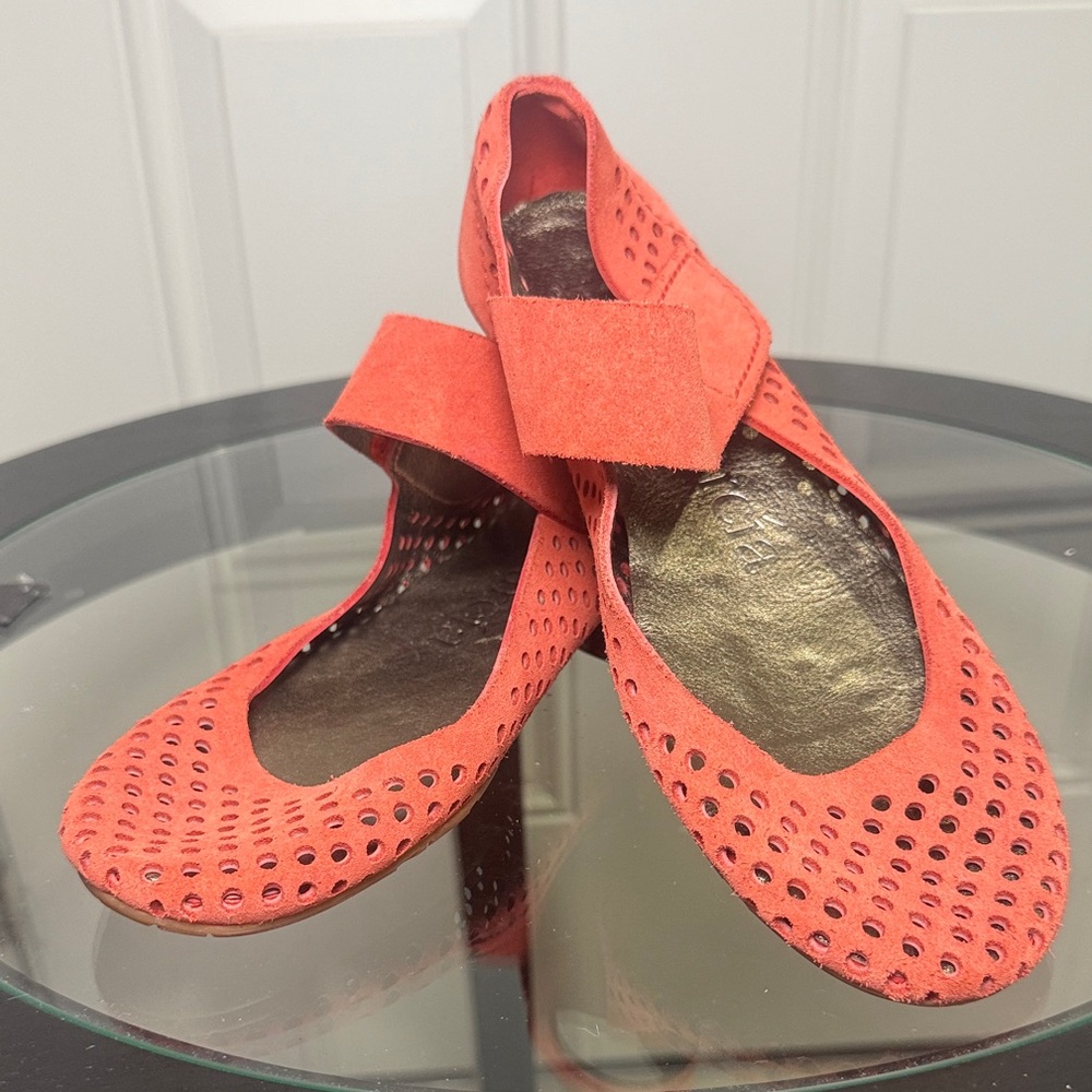 Pedro Garcia Orange Perforated Flats